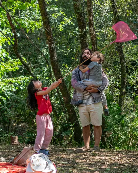 O concerto da Sofia Benvinda (@__benvinda__ ) foi acompanhado pelo Cacau, que nos ajudou a abrir e nutrir o coração no ú