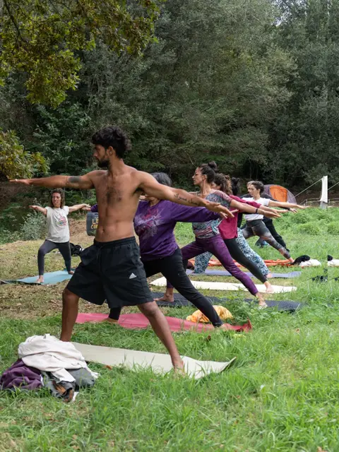 Logo pela fresquinha Matinal nossa aula de Yoga orientada pela nossa querida Cris!!