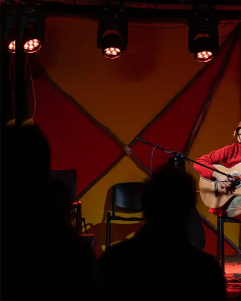 @luizga.music Foi uma bela estreia em nosso Encanto, e trouxe-nos um miminho, a estreia de uma música que aqui partilham