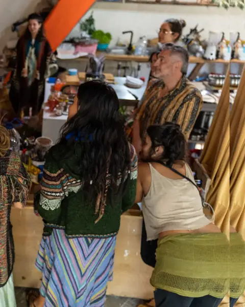 Dando inicio ás nossas partilhas audiovisuais, a Cozinha juntamente com as Crianças são o centro da espiral que gera o s
